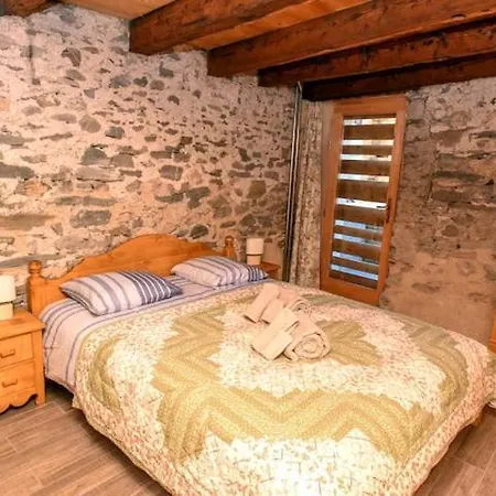 Le Catogne Apartment